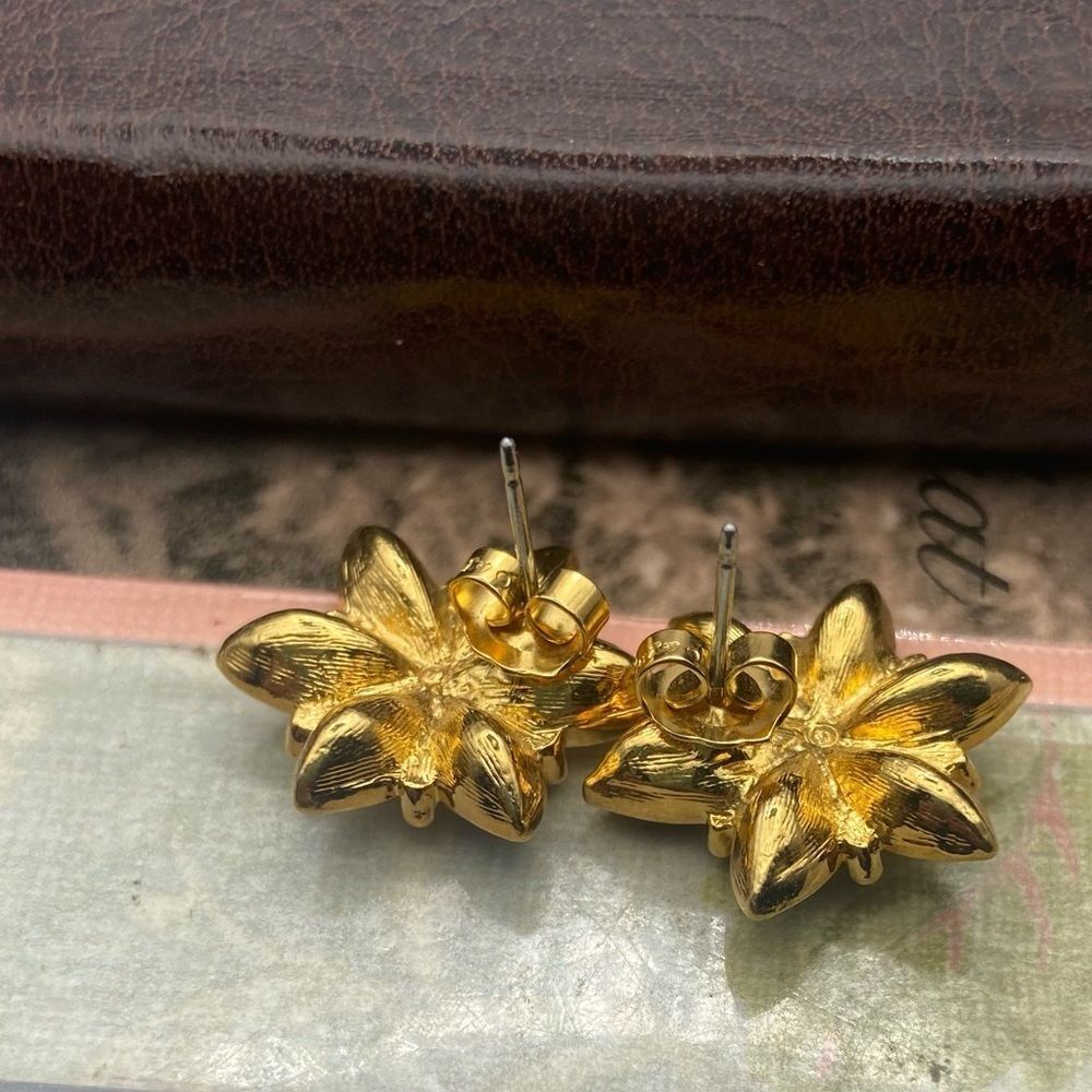 1960s Vintage Floral Crystal Earrings Gold Tone Blue Pink Holiday Retro Glam - Picture 6 of 7